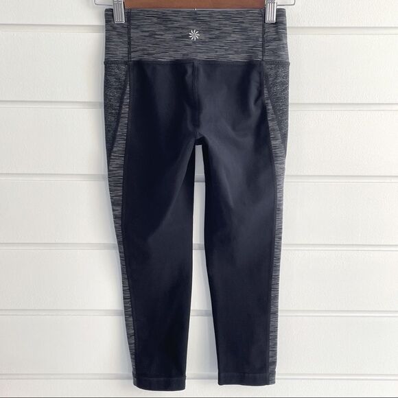 Athleta Black and Gray Space Dye Remix Revelation Crop Capri Leggings Size XS - Picture 3 of 12